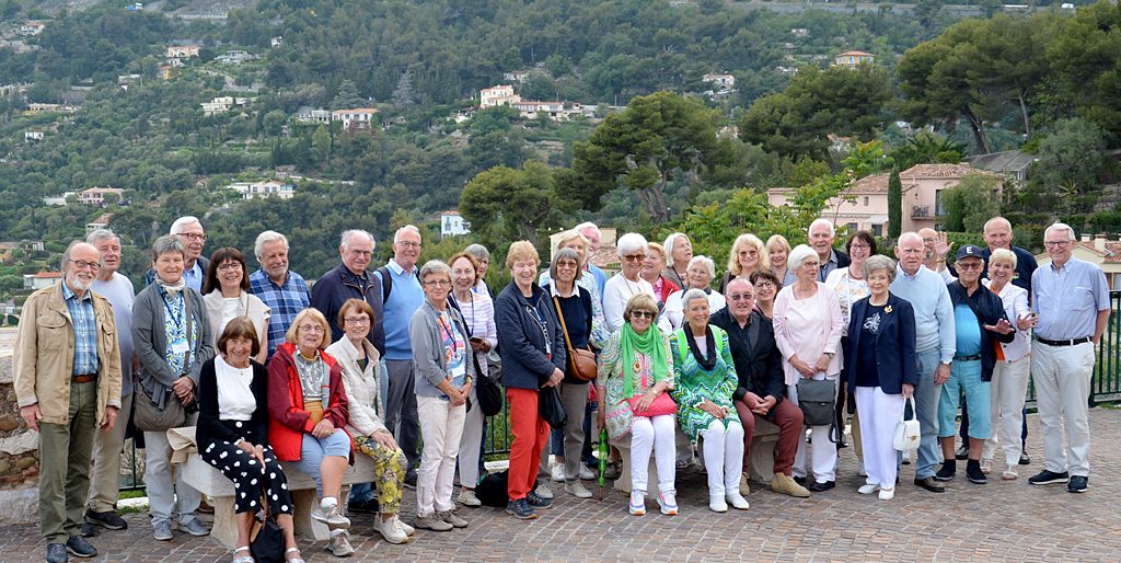 Gruppenbild der Teilnehmer der Bürgerreise 2023 nach Menton